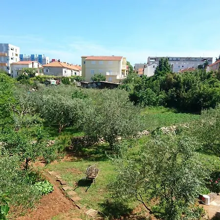 F-holiday Apartment
