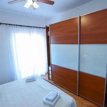 F-holiday Apartamento Zadar