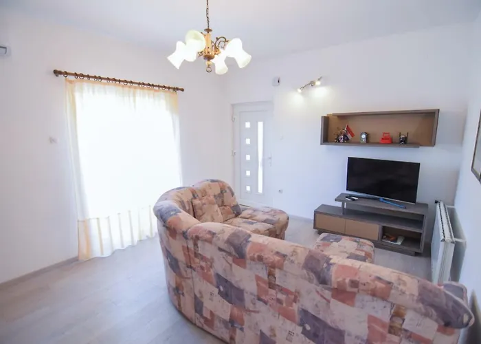 F-holiday Appartement *