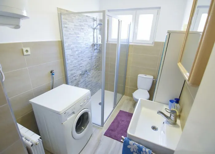 F-holiday Appartement *